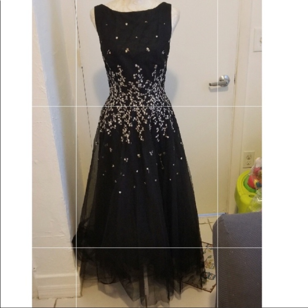 Dreamy holy wood bombshell dress